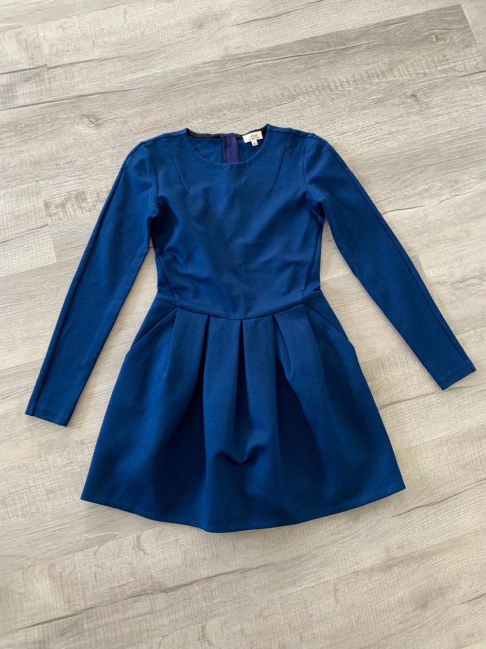 Wilfred Blue Long-Sleeve Pleated Skater Mini Dress, Size 4.